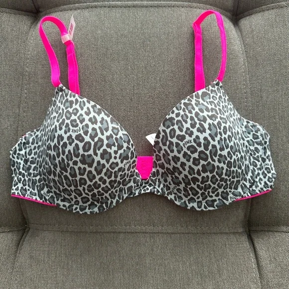 Victoria’s Secret and Pink Bras - Picture 11 of 14